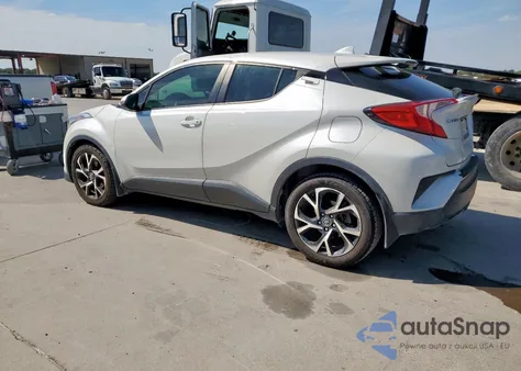 2018 Toyota C-Hr Xle z USA, uszkodzony, nr VIN JTNKHMBX4J1010251